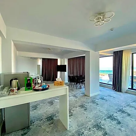 Simona Halep - Mamaia Nord 4*